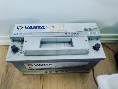 Varta autoaku