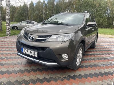 Продается RAV4 2013 г.