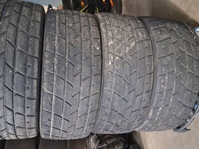 Avon Cooper vihmarehvid 210/635 R17 ja veljed
