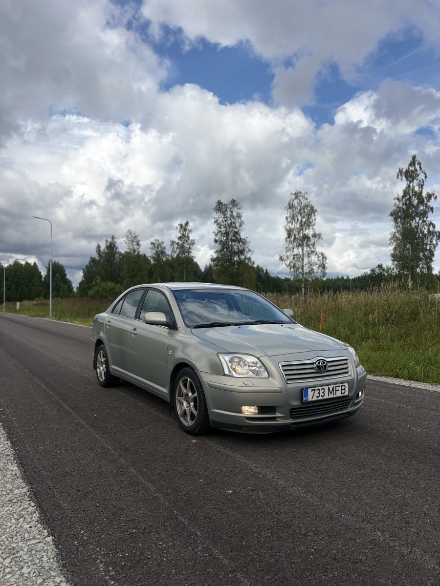 Toyota Avensis 2.0 108kW