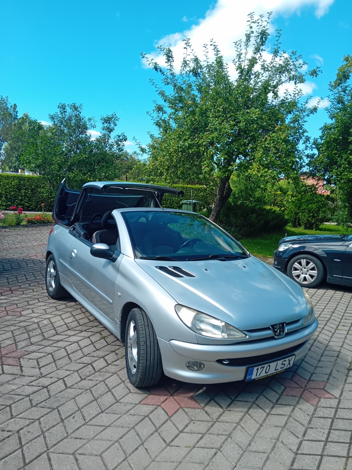 Peugeot kabrio 2004 bensiin 1.6