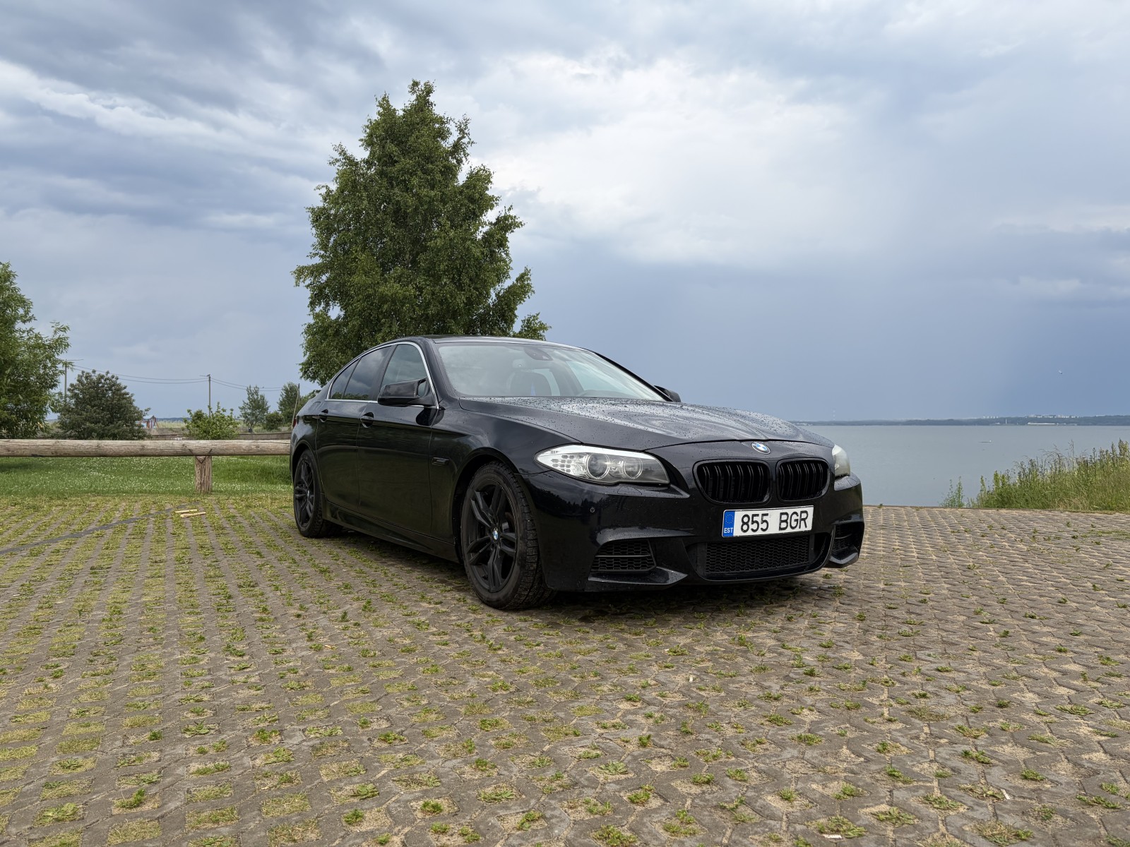 BMW 530 3.0 180kW