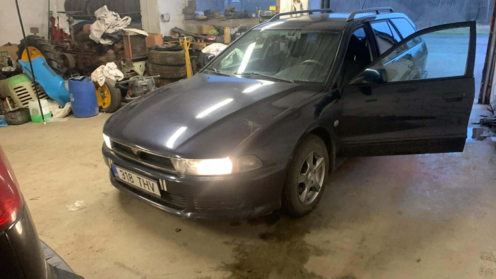 Mitsubishi galant