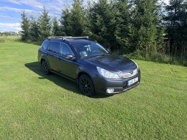 Subaru Outback 3,6 191 kw