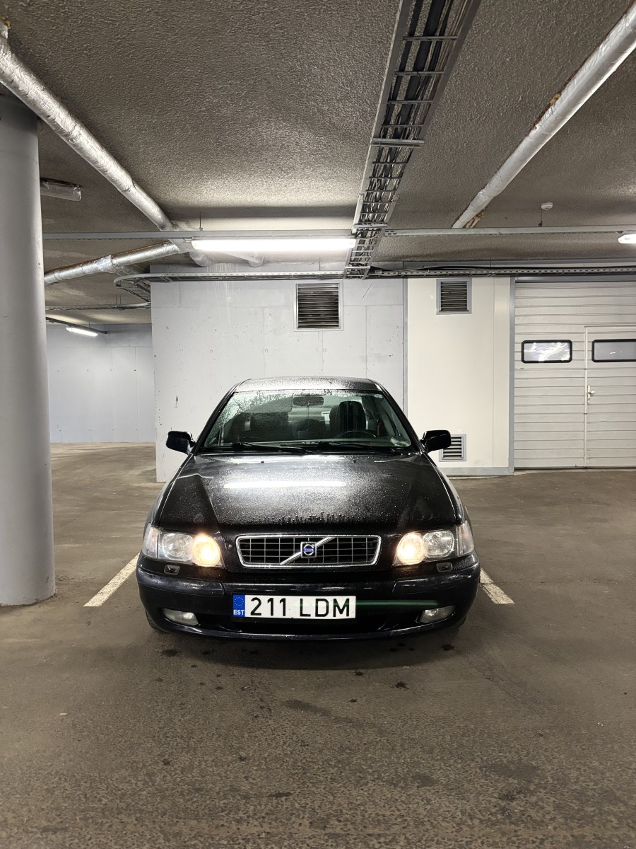 Volvo S40