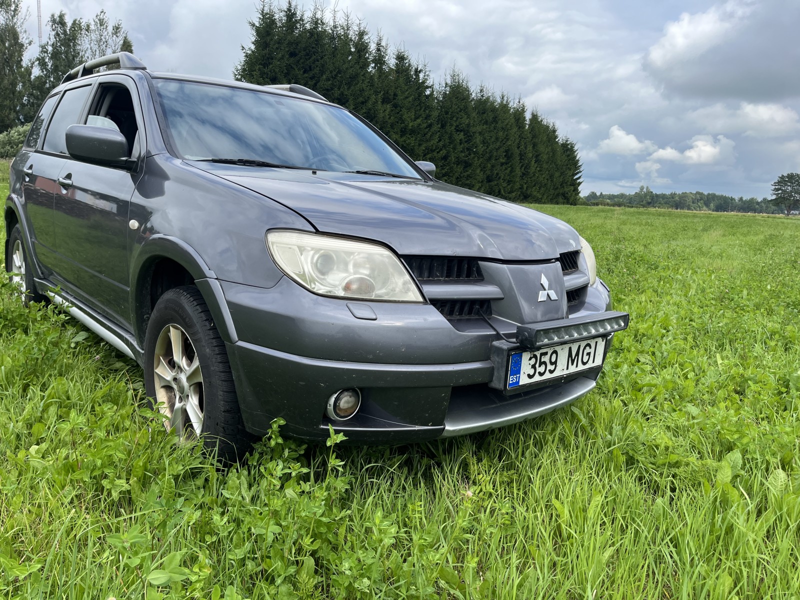 Müüa MITSUBISHI OUTLANDER 2.0