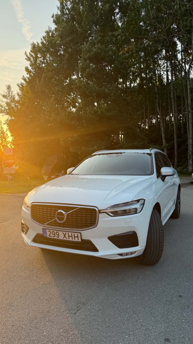 Volvo XC60 R-design 2.0 173kW