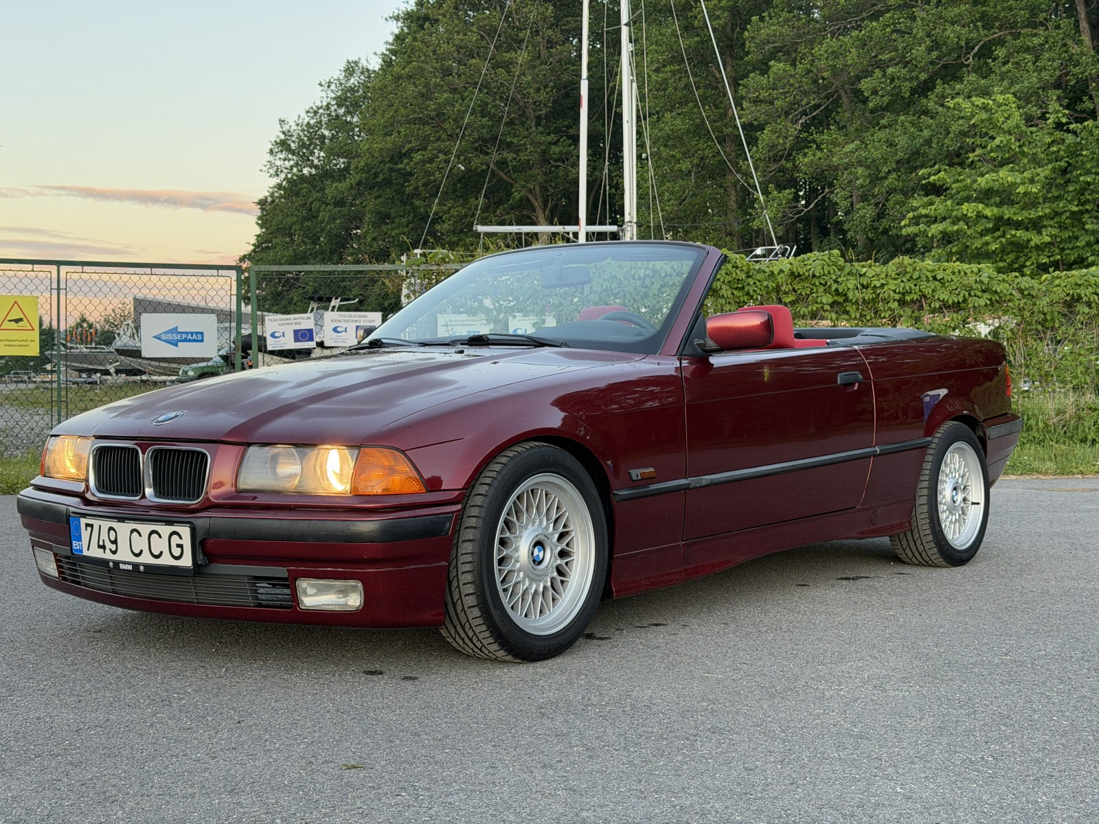 BMW 318 1.8 85kW