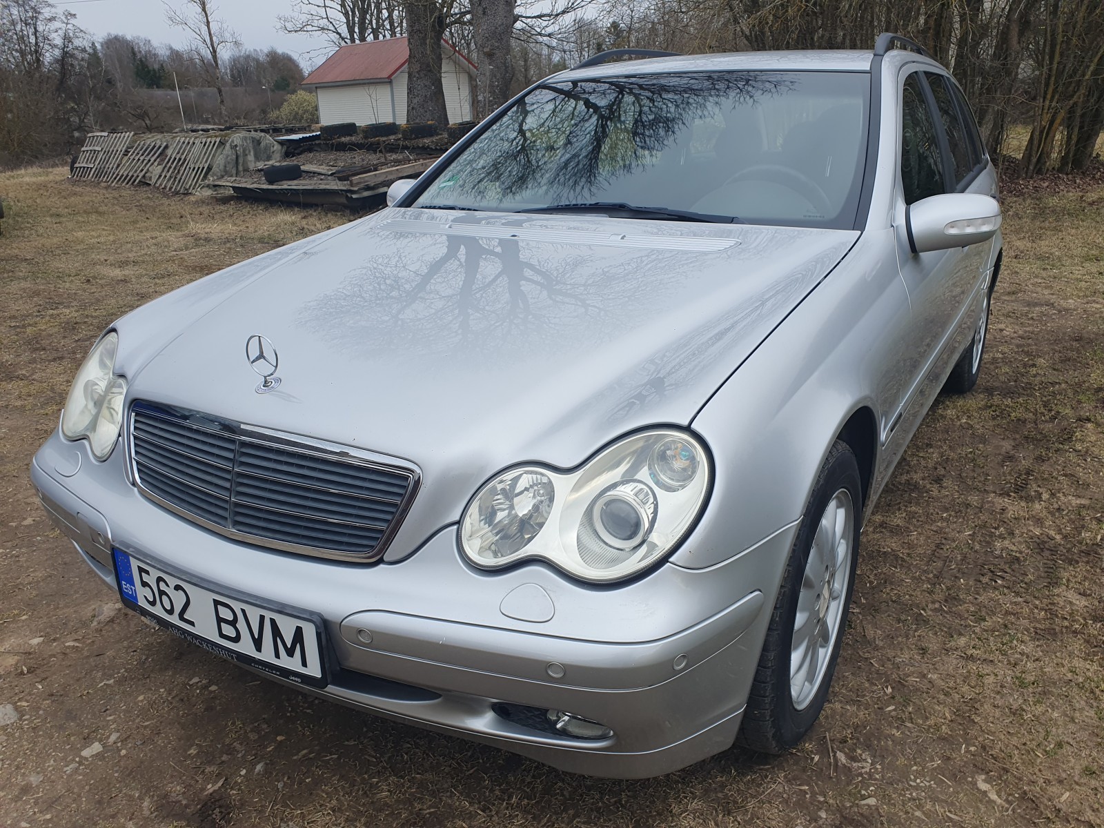 Mercedes-Benz   C240  4MATIC, ls 120500 km