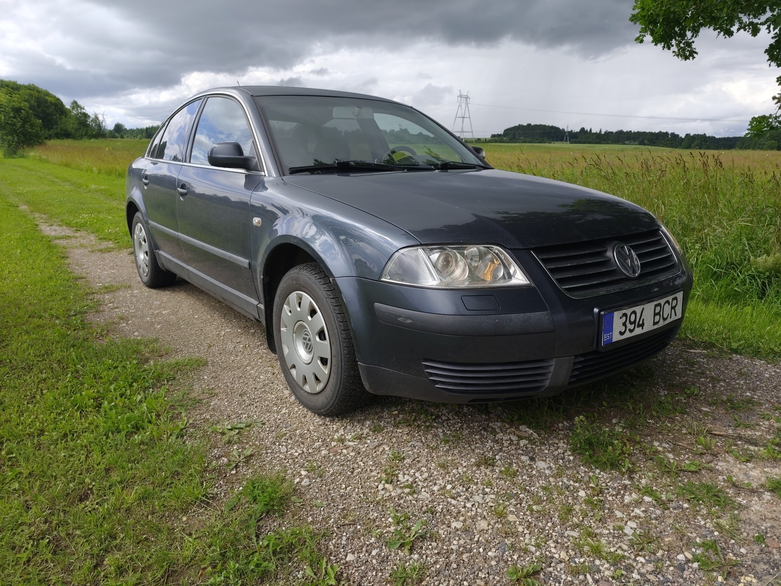 VW PASSAT 1.8 110 kW -01