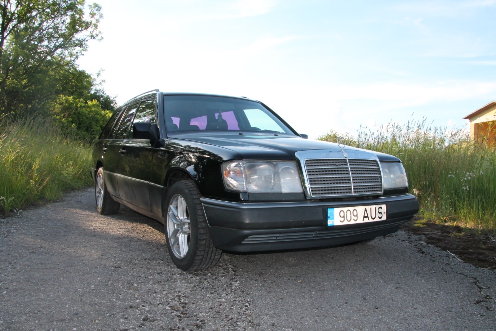 Mercedes-benz 300TD (w124)