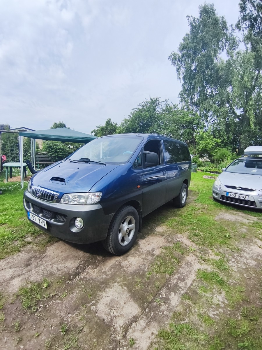 2003 Hyundai H1 Starex