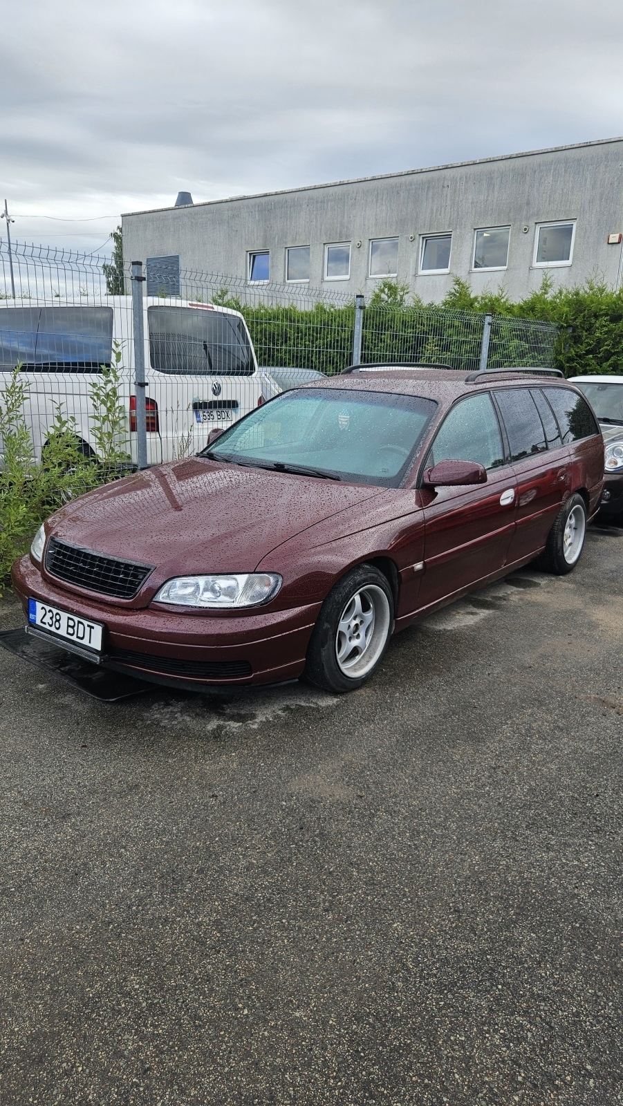Müüa opel omega b